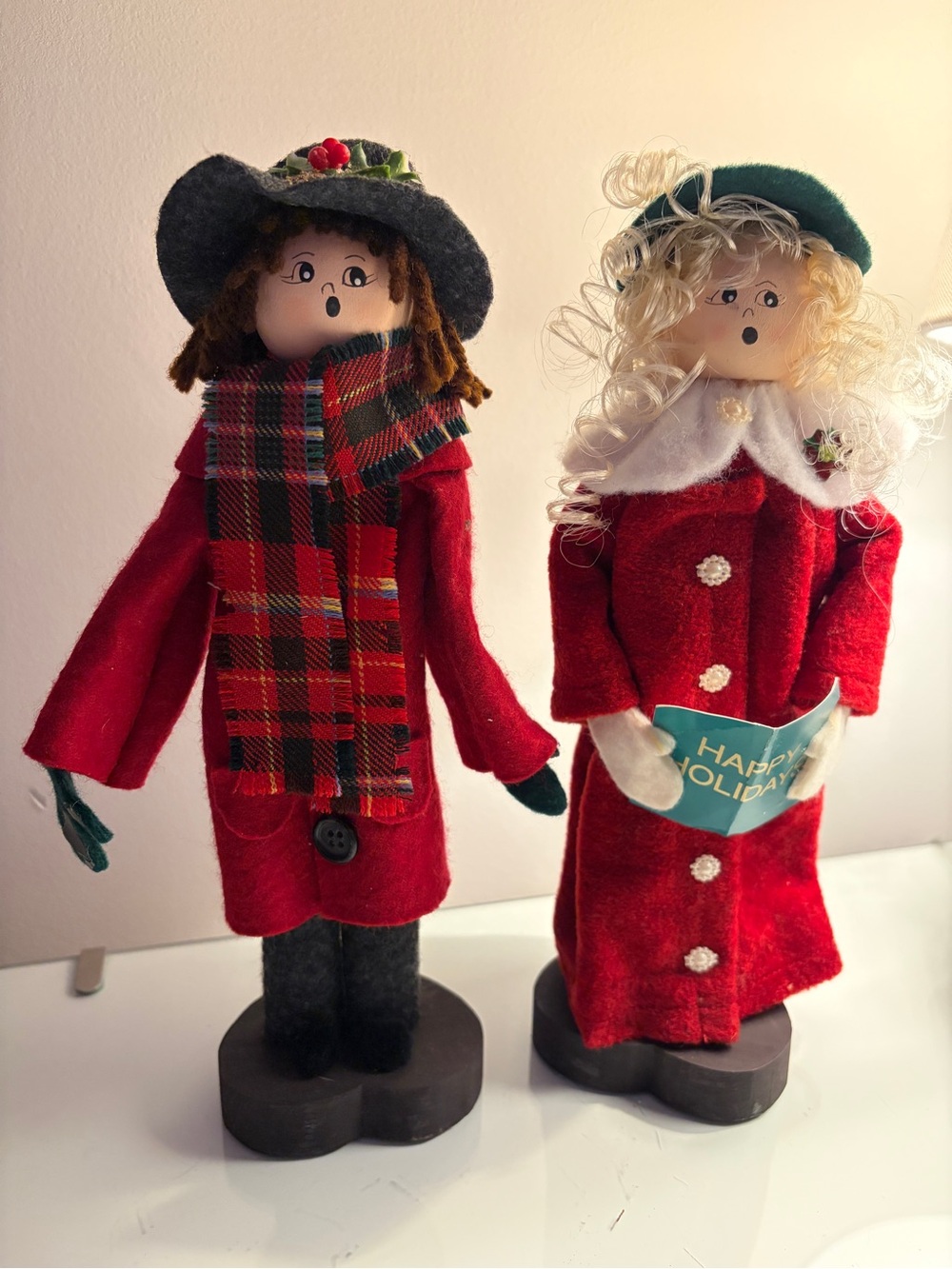 Vintage Wooden Christmas Caroler Figurines - Set of 2 Holiday Decor